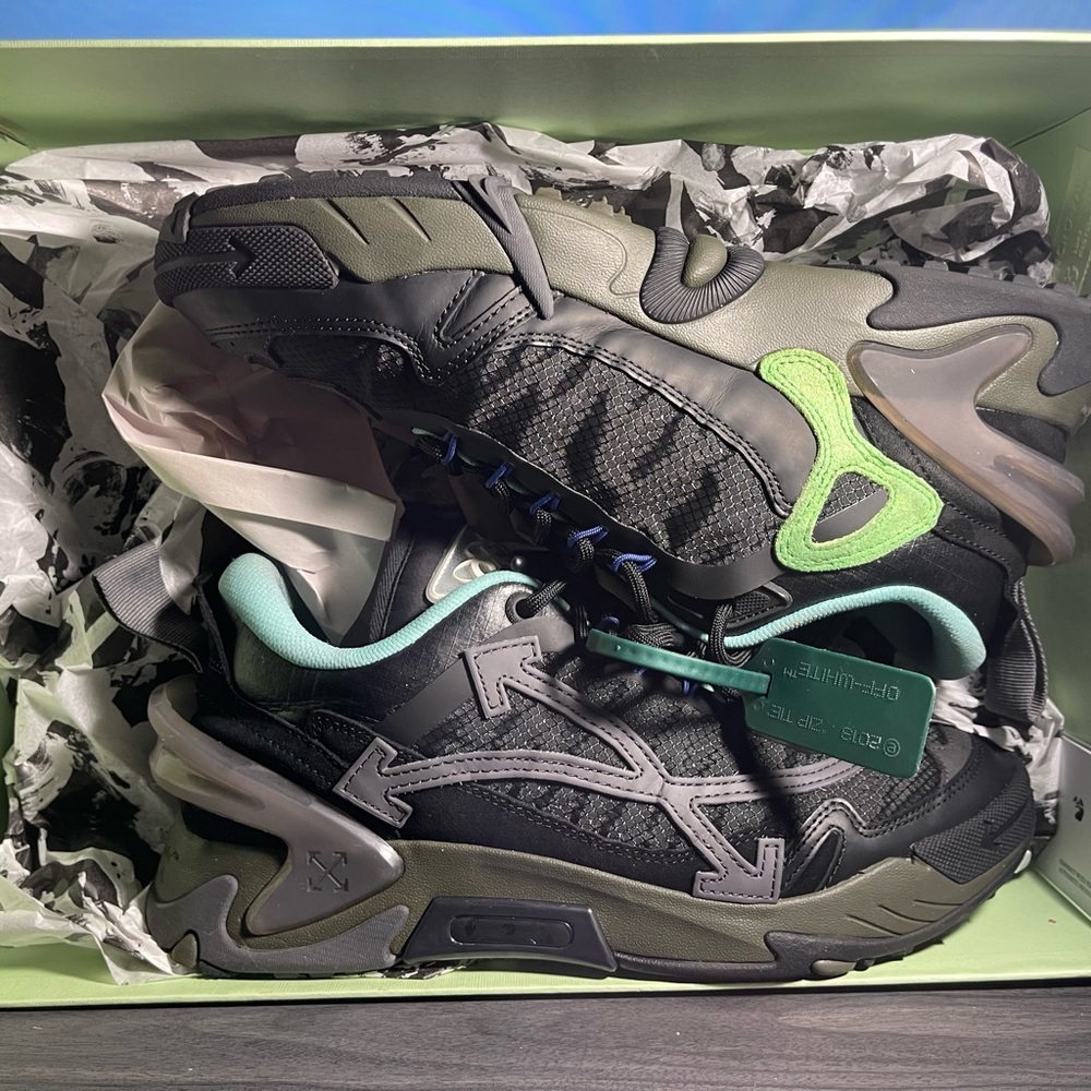 Off-white Men's Odsy-2000 Sneakers In Nero